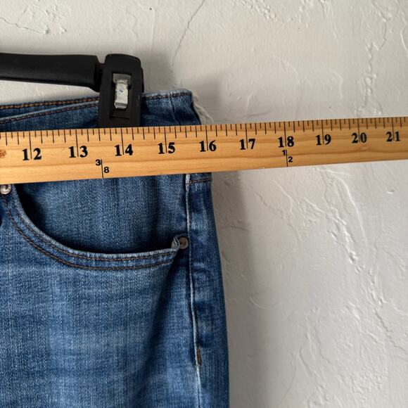 Chico’s So Slimming Girlfriend Skinny Jeans Button Hem Blue Denim Size‎ 8 - Picture 7 of 9